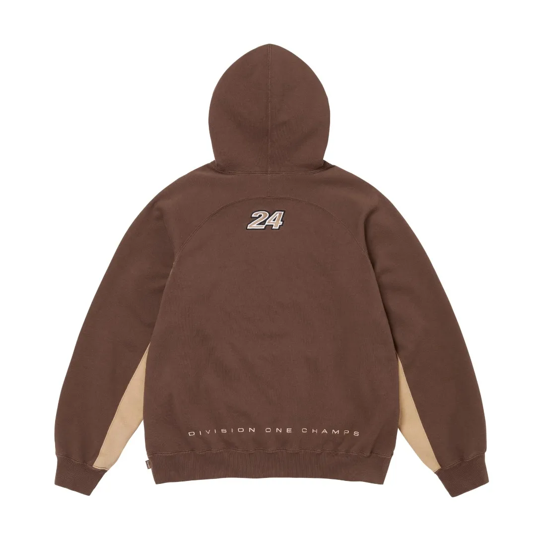 🅿️400 S273 top version Supreme 24fw DIYISION HOODED spliced embroidered logo sweatshirt 1. Fabric: ZP test, custom woven and dyed, pure cotton 460G plus velvet main fabric, horizontal cutting, side stitching 520G 2X2 thread 2. Embroidery: Embroidery equipment, using Behringer BEKS-Y924 machine 3. Sewing process: Twelve places on the whole garment are made of four-needle and six-thread boneless splicing technology, processed by experienced foreign trade factories (ordinary factories cannot do it) 4. Hem and cuffs: all use 520G non-elastic threads (low-end products use elastic threads to cause the hem and cuffs to appear wavy) 5. Customized ZP main label/wash mark/tag/packaging bag (equipped with an extra-large thickened handbag) Size: S~XL