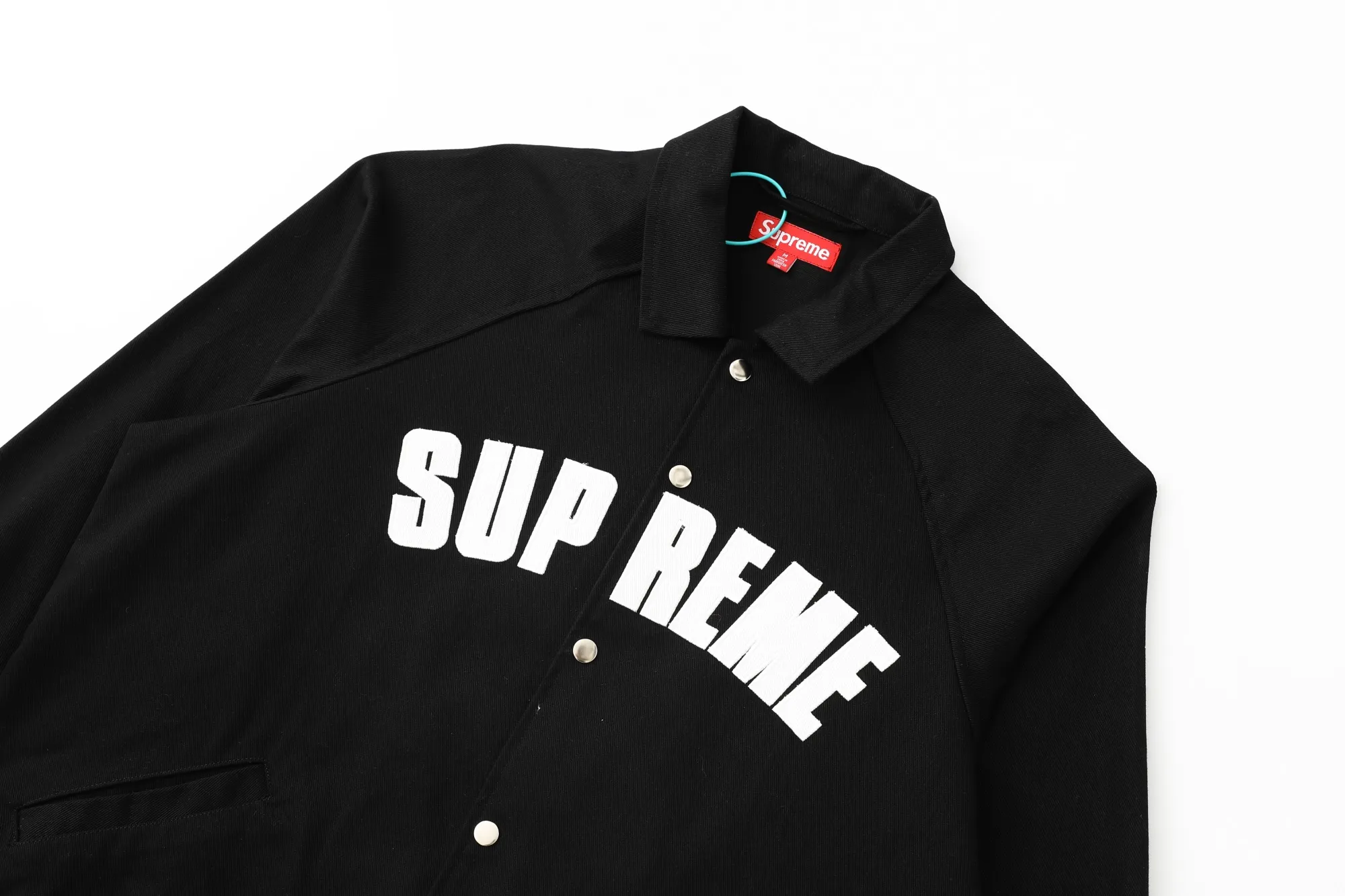 🅿️400 S291 Top Version Supreme SS25 WEEK17 Arc Denim Coaches Jacket Logo American Washed Coaches Jacket Same style for men and women Purchased in the original version All details are restored to the same Just close your eyes and enter Color: Black Denim Blue Pink Size: S M L XL (176 145 wear M loose)