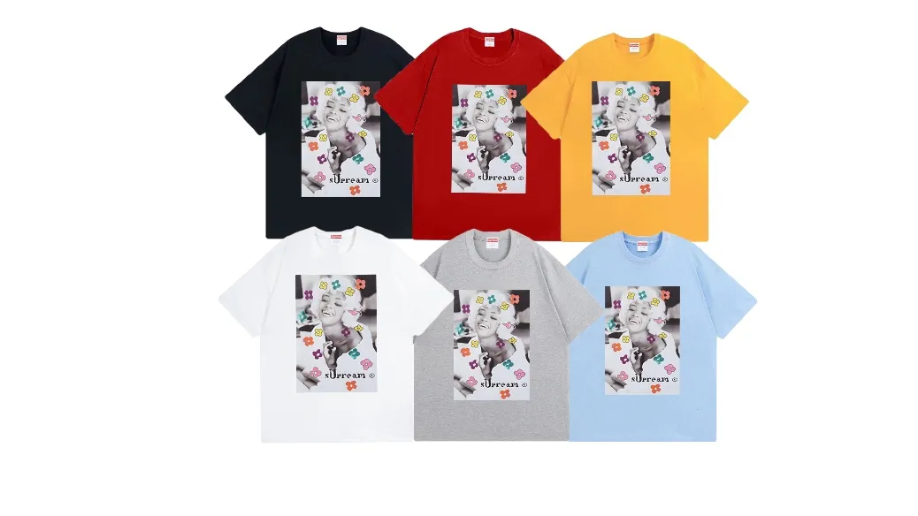 #S108 p110💰 Supreme Week1 Naomi Tee character print, loose fit, made of 260g combed cotton double yarn, all three standards from fabrics to accessories are in compliance with ZP, the slurry printing imported from Matsui Company will never crack, the whole piece adopts three-needle five-thread process (neckline-shoulder seam-sleeve seam double line, looks more three-dimensional and textured) and the same craftsmanship as the original version, classic version Feel free to compare zp. The whole piece adopts three-needle five-thread craftsmanship (neckline-shoulder seam-sleeve seam double thread, which looks more three-dimensional and textured). It has the same craftsmanship as the authentic original version, classic version. Color: white, black, red, yellow, gray, light blue, navy. Size: S M L XL XXL