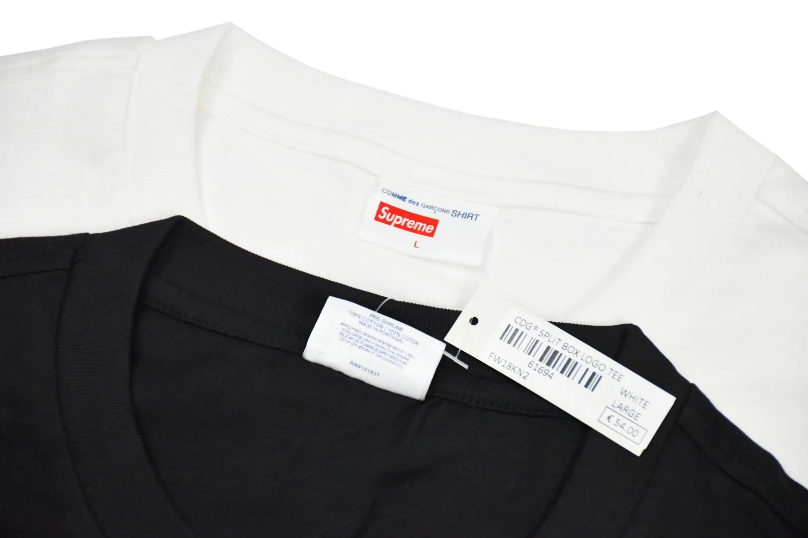 S92💰p130 Top version of Supreme x CDG joint limited edition Split Box Logo dismantling and splicing short-sleeved T-shirt 1. Original size (original multi-piece splicing) The fabrics are all custom-woven and dyed 280g weight 100% cotton 2. Printing uses thermoset ink printing, also known as plastic ink, or self-adhesive ink. Its ingredients are: mainly composed of polyvinyl chloride (PVC) and phthalates. PVC and phthalates, color fixing agents, stabilizers, and thickeners are mixed to form thermoset ink. It is not the digital direct printing promoted on the market. The printing texture of thermoset ink cannot be achieved by digital direct printing. 3. The collar label has a watermark anti-counterfeiting effect. Authentic anti-counterfeiting layer, the version with a high probability of passing, the original packaging picture has a high probability of passing. 4. Comes with original handbag 5. All details are synchronized with ZP to sell in seconds, destroy the world, size: S-XL