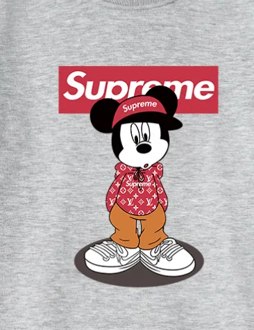 Style number S2235 #terry P160💰 Velvet P170💰 Supreme 2025 new Disney Mickey Mouse co-branded hooded sweatshirt Made of 400g large terry 430g silver fox velvet (off-shoulder large version) fabric, soft texture and no pilling Imported environmentally friendly printing glue The pattern is bright and three-dimensional Quality 💥Same style for men and women The upper body is trendy Color: black white gray Size: S M L XL XXL