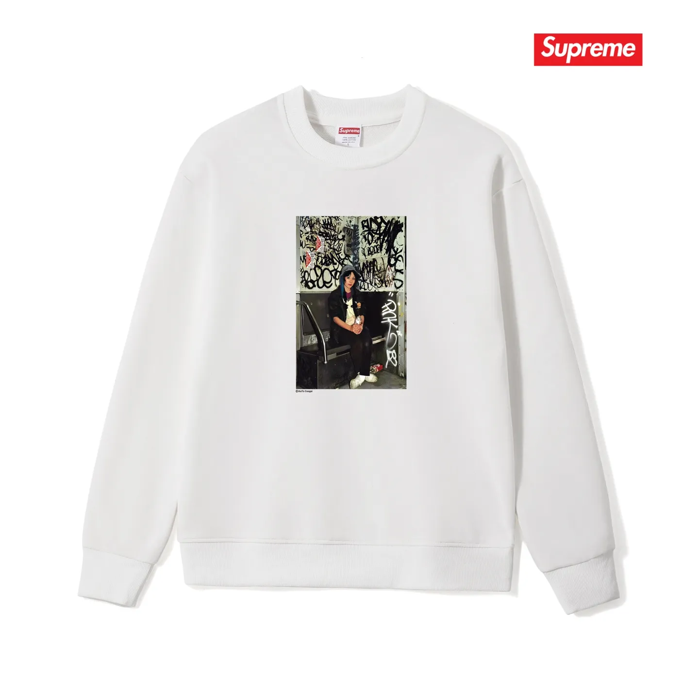 Style number S1181 #terry p150💰 plus velvet 160💰 Trendy brand Sup Pink lady pattern round neck sweatshirt Made of 400g large terry (drop shoulder large version) fabric, soft texture and no pilling Imported environmentally friendly printing glue The pattern is bright and three-dimensional Quality 💥Same style for men and women The upper body is trendy Color: black white gray Size: S M L XL XXL