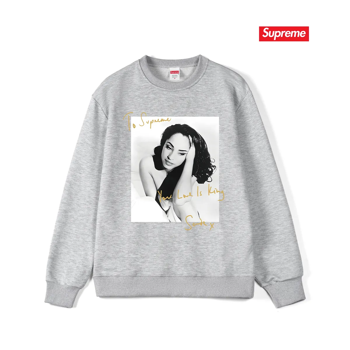 Style No. S1189 #terryp150💰 Velvet 160💰 Supreme 17SS Sade Tee Sade singer character photo signature round neck sweatshirt Made of 400 grams of large terry (drop shoulder large version) fabric, soft texture and no pilling Imported environmentally friendly printing glue The pattern is bright and three-dimensional Quality 💥 Same style for men and women The upper body is fashionable Color: black white gray Size: S M L XL XXL