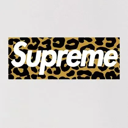 Style No. S1154 #terryp150💰 Velvet 160💰 supreme SS24 Shanghai opening limited leopard print round neck sweatshirt Made of 400g large terry (drop shoulder large version) fabric, soft texture and no pilling Imported environmentally friendly printing glue The pattern is bright and three-dimensional Quality 💥Same style for men and women The upper body is trendy Color: black white gray Size: S M L XL XXL