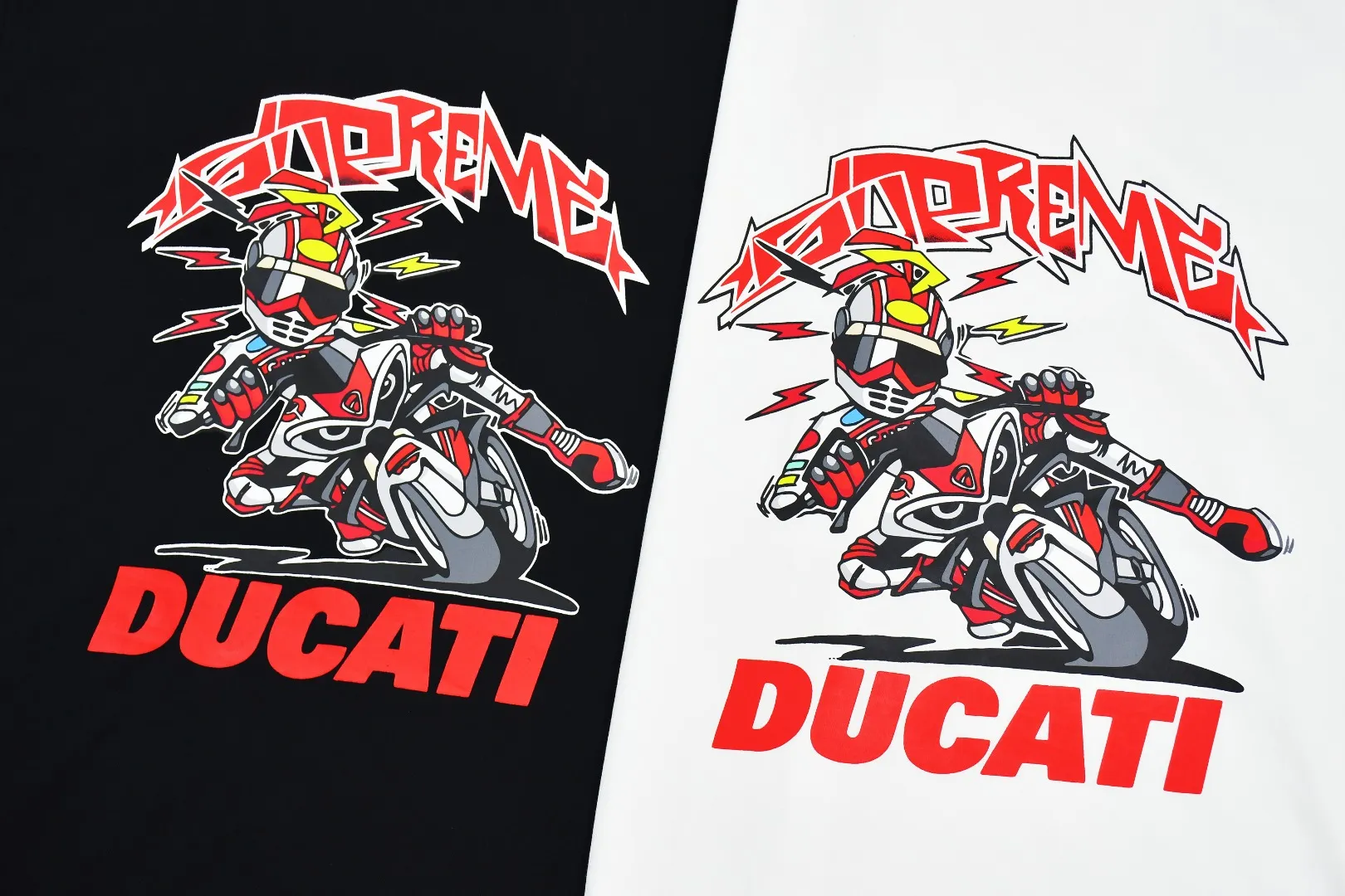 S376💰p150 Top version Supreme 24ss DUCATI SS24 Ducati co-branded short-sleeved T-shirt. Refuse to look at pictures to make goods. Refuse to compare with wrong versions. Use cylinder seamless technology (original technology, there are no stitched bones on the side of the clothes. Key points of identification) The fabrics are all custom-woven and dyed, 280g weight, 100% cotton, cylindrical fabric. Cylindrical fabric is a knitted fabric woven with a cylinder loom. The needles are distributed in a cylindrical shape on the fuselage. The gray fabric is a large cylinder, which needs to be opened and shaped before it can be used further. There are no slits on the side of the clothes, so there is no washing label on the side of ordinary short-sleeves. There is only one collar label behind the neck. The printing uses thermosetting ink printing imported from Belgium (different from conventional heat transfer printing), also known as plastic ink, or self-adhesive ink. Its ingredients are: mainly composed of polyvinyl chloride (PVC) and phthalates. PVC and phthalates, solid color The thermosetting ink is composed of a mixture of agents, stabilizers, and thickeners. It is not the digital direct printing marketed on the market. The printing texture of thermosetting ink cannot be achieved by digital direct printing. The collar label has a watermark anti-counterfeiting effect, a real anti-counterfeiting layer, a version with a high probability of passing the inspection, and the original packaging picture has a high probability of passing the test. Size：S-XL