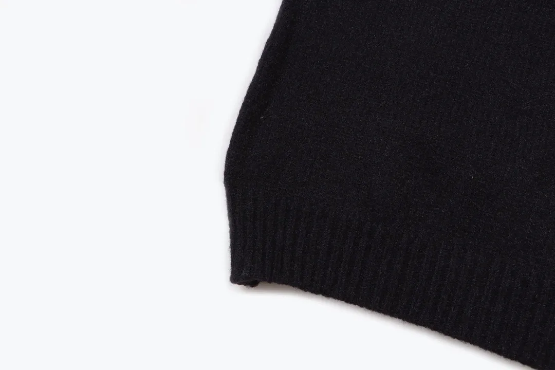 P300 Sup supreme chest striped five-pointed star jacquard crew neck sweater Color: black blue green Size: S M L XL XXL