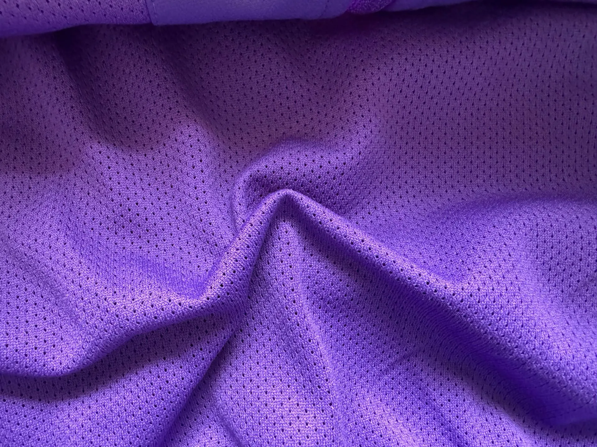 P450 Supreme x Nike joint model SS25 WEEK4 Track Jacket embroidered cuffs logo zipper closure jacket, same style for men and women, original 1:1 customization, customized accessories, all three standards Color: Black Purple Clothing size: S-XL Length Chest Shoulder Width Sleeve Length S 67 137 51.8 77.5 M 69 141 53 79 L 71 145 54.2 80.5 XL 73 149 55.4 81.5