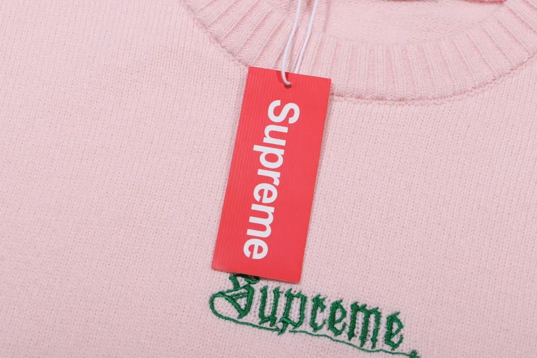 P300 Supreme new embroidered letter logo round neck wool knitted sweater Color: White Black Blue Pink Size: S M L XL XXL