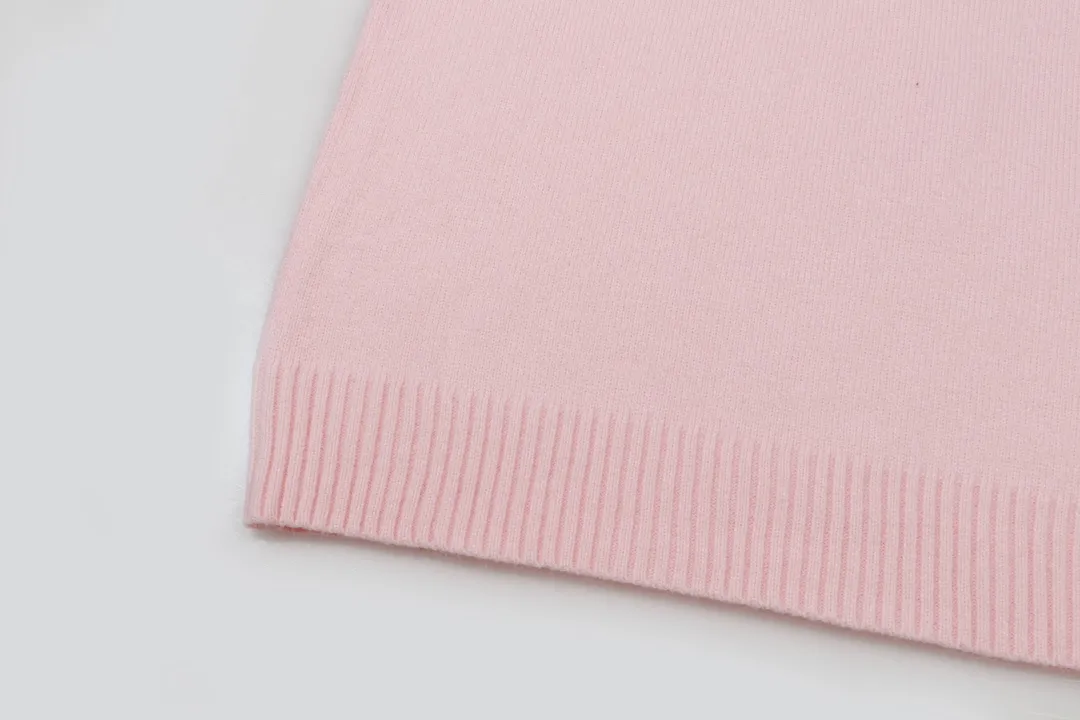 P300 Supreme new embroidered letter logo round neck wool knitted sweater Color: White Black Blue Pink Size: S M L XL XXL