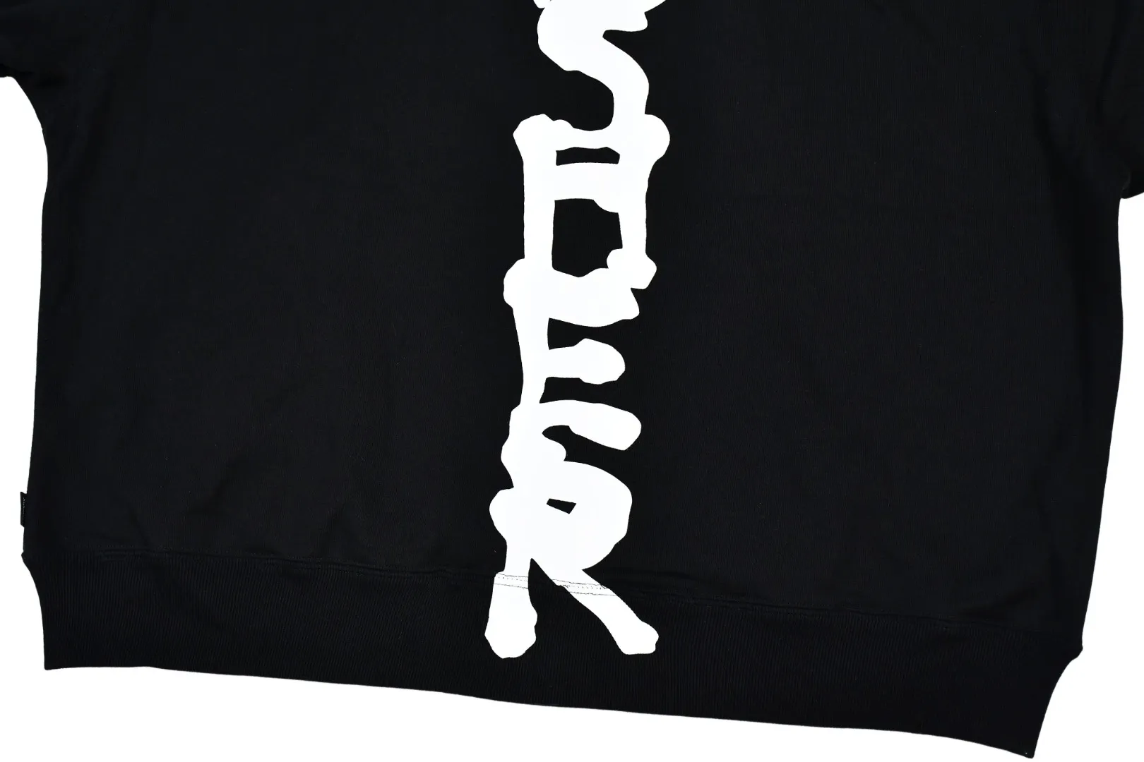 S600💰p370 Top version SUPREME®/THRASHER® CREWNECK FW24 Flame co-branded letter printed zipper hooded sweatshirt Fabric: ZP assay Custom woven and dyed Pure cotton 460G plus velvet main fabric Horizontal cutting 520G 2X2 thread Printing: Printing uses thermoset ink printing, also known as plastic ink, or self-adhesive ink. Its ingredients are: mainly composed of polyvinyl chloride (PVC) and phthalates. PVC and phthalates, color fixing agents, stabilizers, and thickeners are mixed to form thermoset ink. It is not the digital direct printing advertised on the market. The printing texture of thermoset ink is beyond the reach of digital direct printing. Customized ZP YKK zipper/main label/wash label/tag/packaging bag (equipped with extra large thickened handbag) Size: S~XL