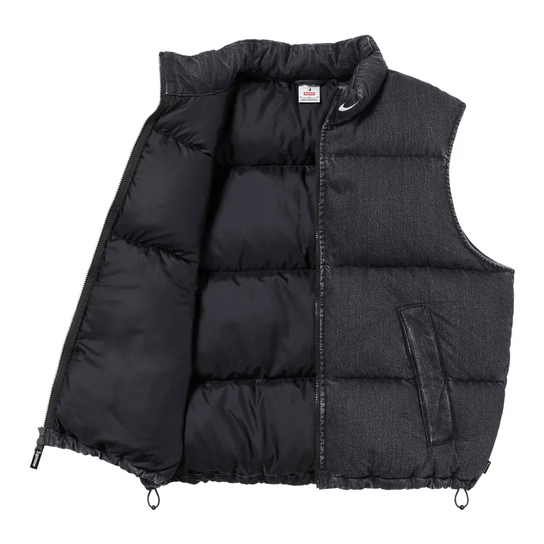 S704💰p566 The top version of Supreme Denim PUFFER VEST Nike co-branded denim vest. The original version has the same denim fabric texture and is windproof. The upper body is full of texture. The hardware accessories are No. 5 + No. 3 YKK zippers, which are consistent with the original version. Color: black blue Size: S~XL