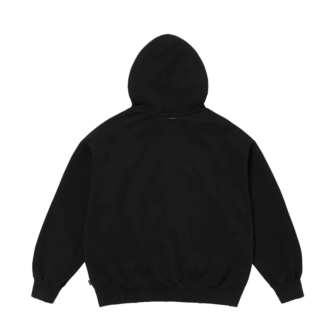 S574💰p520 Top version Supreme 24ss MM6 Margiela joint skull and will-o'-the-wisp zipper hoodie ZP test Custom weaving and dyeing Pure cotton 460G fleece main fabric Garment destruction treatment Printing uses thermoset ink printing, also known as plastic ink, or self-adhesive ink. Its ingredients are: mainly composed of polyvinyl chloride (PVC) and phthalates. PVC and phthalates, color fixing agents, stabilizers, and thickeners are mixed to form thermoset ink. It is not the digital direct printing advertised on the market. The printing texture of thermoset ink is something that cannot be achieved by digital direct printing. Customized ZP co-branding YKK zipper/main label/wash label/tag/packaging bag (equipped with extra-large thickened handbag) There is a probability of passing the inspection version, and the original packaging picture has a high probability of passing Size: S-XL