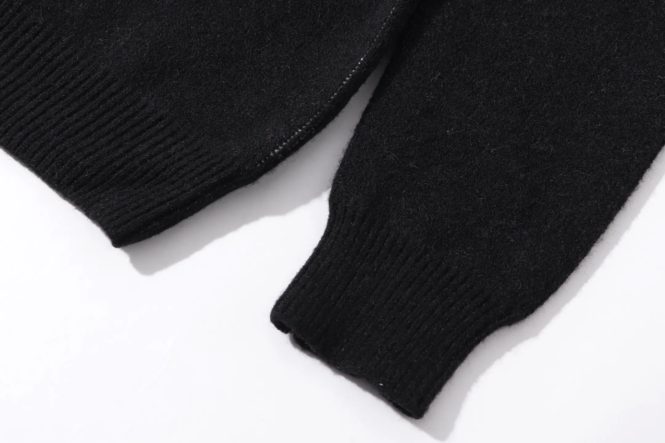 P280 Sup FUCK Letter Cross Round Neck Knitted Wool Sweater Color: Purple Black Size: S M L XL XXL