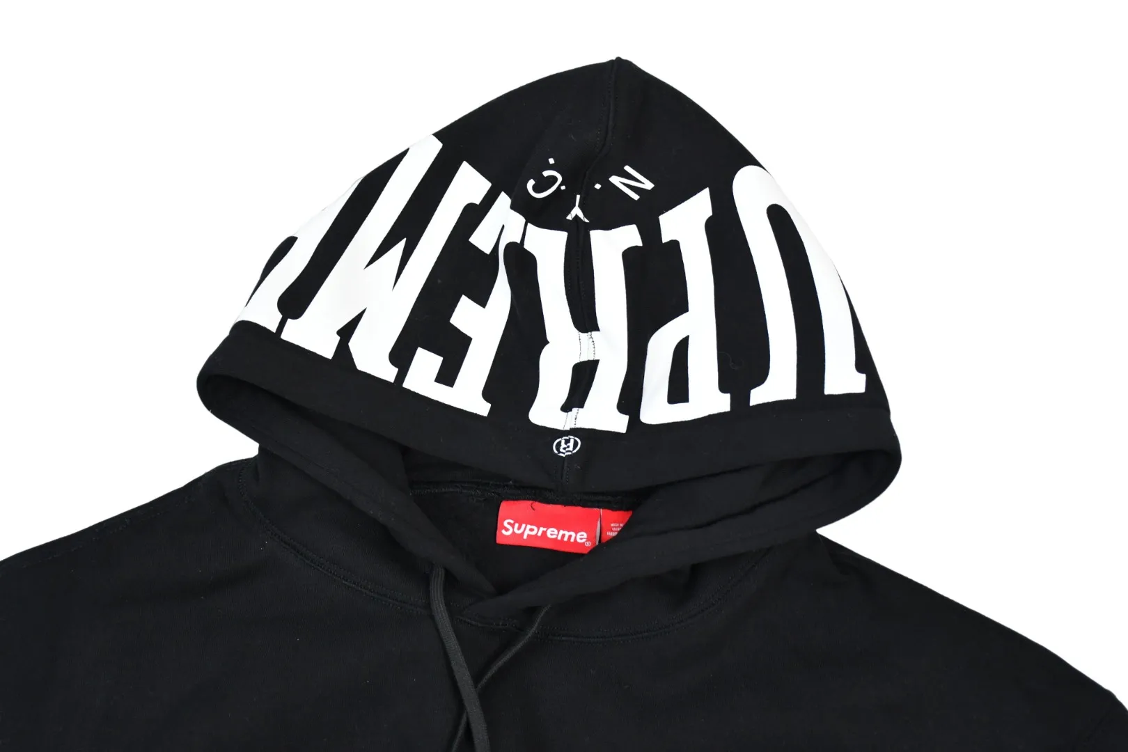 S560💰p320 Top version Supreme 24FW WARM Up Hooded Sweatshirt Hat printed hooded sweatshirt For those of us who focus on top Sup products, this sweatshirt is naturally available ZP testing Custom weaving and dyeing Pure cotton 450G fleece main fabric Printing uses thermoset ink printing, also known as plastic ink, or self-adhesive ink. Its ingredients are: mainly composed of polyvinyl chloride (PVC) and phthalates. PVC and phthalates, color fixing agents, stabilizers, and thickeners are mixed to form thermoset ink. It is not the digital direct printing advertised on the market. The printing texture of thermoset ink is something that cannot be achieved by digital direct printing. Customized ZP co-branding Main label/wash label/hangtag/packaging bag (equipped with extra-large thickened handbag) There is a high probability of passing the inspection version. If you put the original packaging picture together, there is a high chance that it will pass. Size: S-XL
