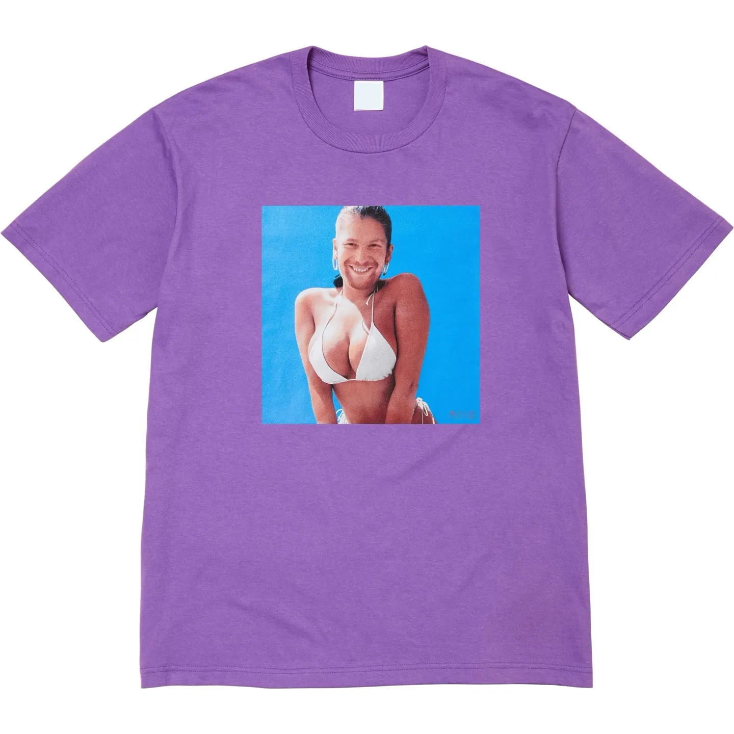 S148 P110💰 Supreme 25SS Aphex Twin Tee Singer Bikini Album Short-sleeved Loose fit Made of 260g combed cotton double yarn All three standards from fabric to accessories are complete ZP Imported Matsui company slurry printing will never crack The whole piece adopts three-needle five-thread technology The neckline-shoulder seam-sleeve seam is double-lined, it looks more three-dimensional and textured) The same process as the original version, classic version Feel free to compare zp. The whole piece adopts three-needle five-thread craftsmanship (neckline-shoulder seam-sleeve seam double thread, which looks more three-dimensional and textured) and the same craftsmanship as the original original, classic version. Color: Black White Gray Purple Orange Size: S M L XL XXL