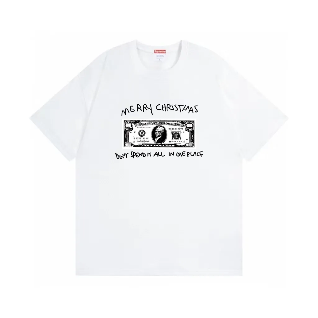 #S124 p110💰 Supreme Week18 SpendIt Tee letter print, loose fit, made of 260g combed cotton double yarn, all three standards from fabrics to accessories, ZP, imported Matsui company slurry printing will never crack, the whole piece adopts three-needle five-thread process (neckline-shoulder seam-sleeve seam double line, looks more three-dimensional and textured) consistent with the original version, classic version Feel free to compare zp. The whole piece adopts three-needle five-thread craftsmanship. The neckline-shoulder seam-sleeve seam is double-threaded, which looks more three-dimensional and textured.) It has the same craftsmanship as the original original, classic version. Color: Black White Size: S M L XL XXL