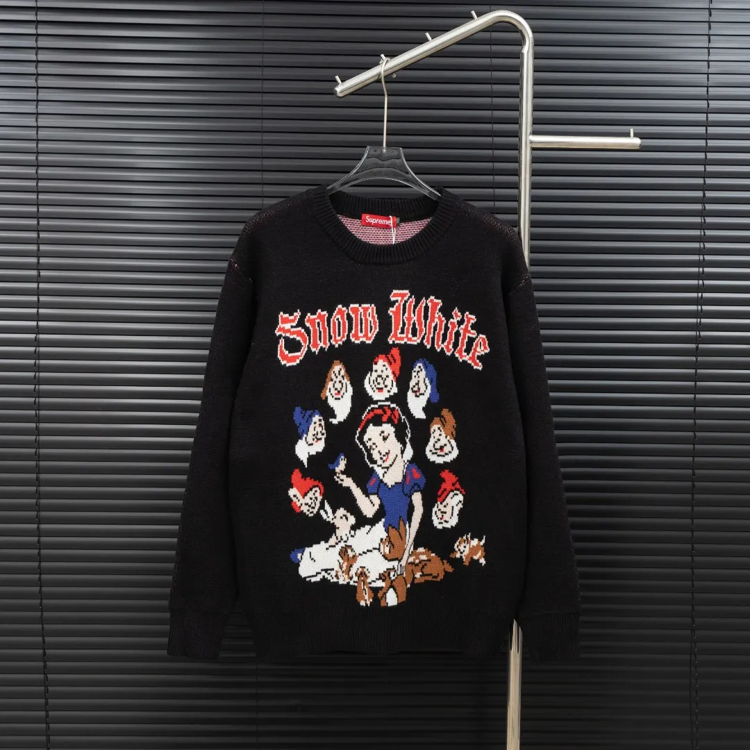 P320 Style: SUPREME Grimm's Fairy Tale Snow White and the Dwarfs Knitted Long-Sleeve Sweater Size: S-XXL Fabric: Wool blend Accessories: Full set of customized original accessories No gender distinction, same style for men and women