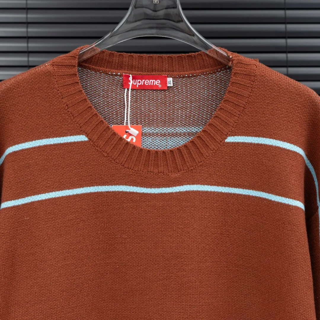 P300 Style: SUPREME unicorn arm knitted long-sleeved sweater Size: S-XXL Fabric: Wool blend Accessories: Full set of customized original accessories No gender distinction, same style for men and women