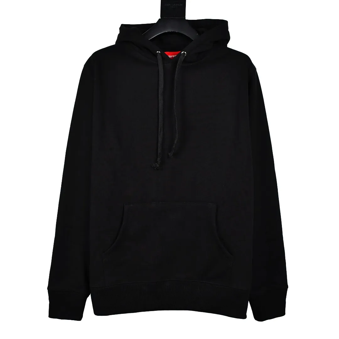 S504💰p330 Top version Supreme 22FW Satin Appliqué Hooded Sweatshirt with patch embroidery LOGO on the back. For those of us who focus on the top Supreme, this sweatshirt is naturally available. ZP purchase and pattern making operation 1. Fabric: ZP testing, custom weaving and dyeing, pure cotton 460G fleece main fabric 2. Technology: Large area embroidered letters on the back Imported Behringer embroidery machine work, exquisite and perfect presentation 3. Hem and cuffs: both use 520G non-elastic thread (low-end products use elastic thread, which causes the hem and cuffs to appear wavy) 4. Customized ZP main label/wash water label/tag/packaging bag (equipped with extra-large thickened handbag) Size: S~XL