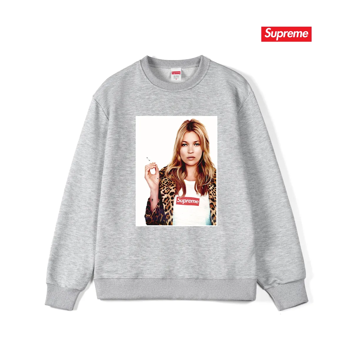 Style No. S1190 #terry p150💰 Velvet 160💰 Supreme 12SS Kate Moss Photo Sticker Kate character round neck sweatshirt Made of 400 grams of large terry (drop shoulder large version) fabric, soft texture and no pilling Imported environmentally friendly printing glue The pattern is bright and three-dimensional Quality💥Same style for men and women The upper body is trendy Color: black white gray Size: S M L XL XXL