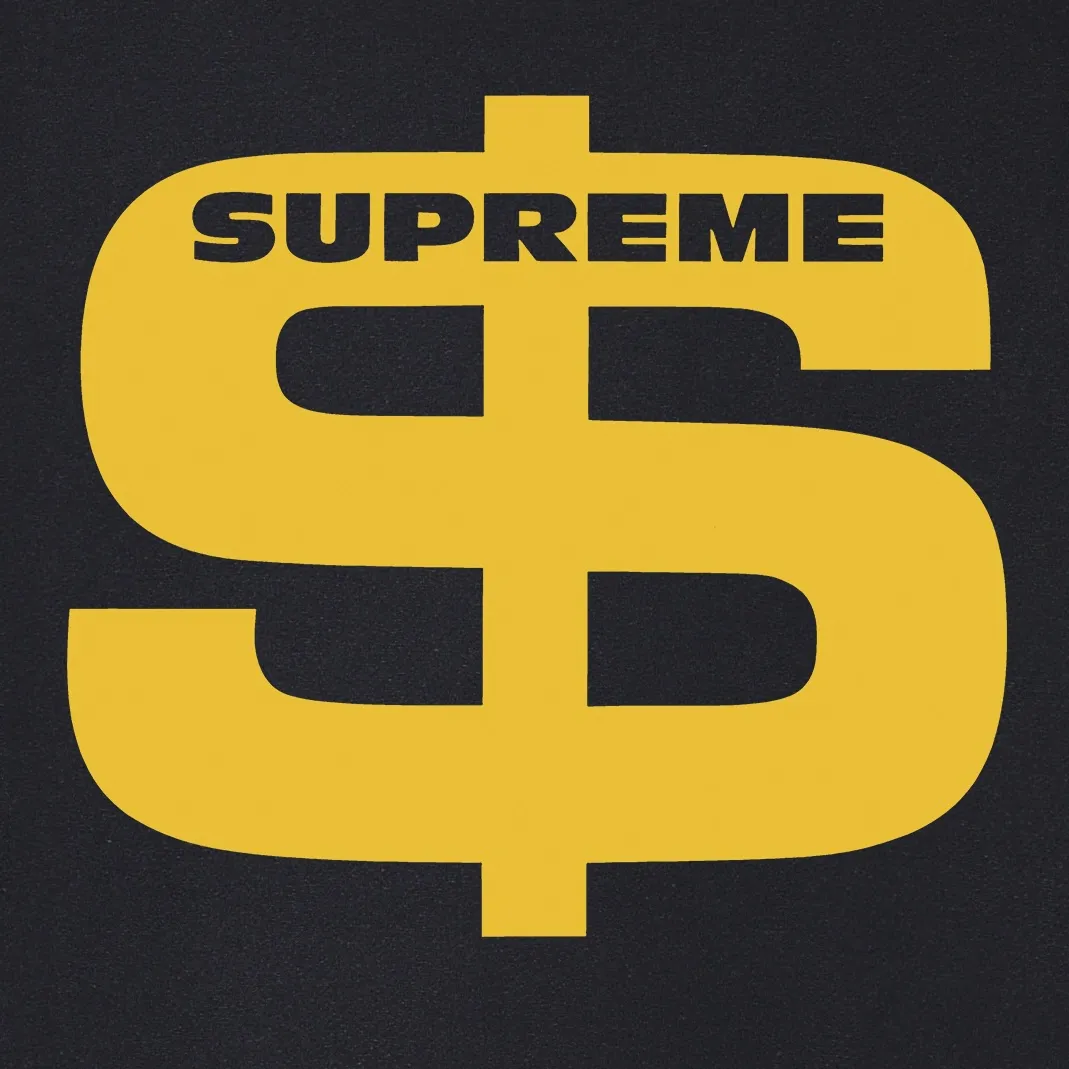 Style No. S2078 #terry P160💰 Velvet P170💰 Supreme FW22 Week 5 Don’t Around Tee letter printed hooded sweatshirt Made of 400g large terry 430g silver fox velvet (drop shoulder large version) fabric, soft texture and no pilling Imported environmentally friendly printing glue The pattern is bright and three-dimensional Quality 💥Same style for men and women The upper body is trendy Color: black white gray Size: S M L XL XXL