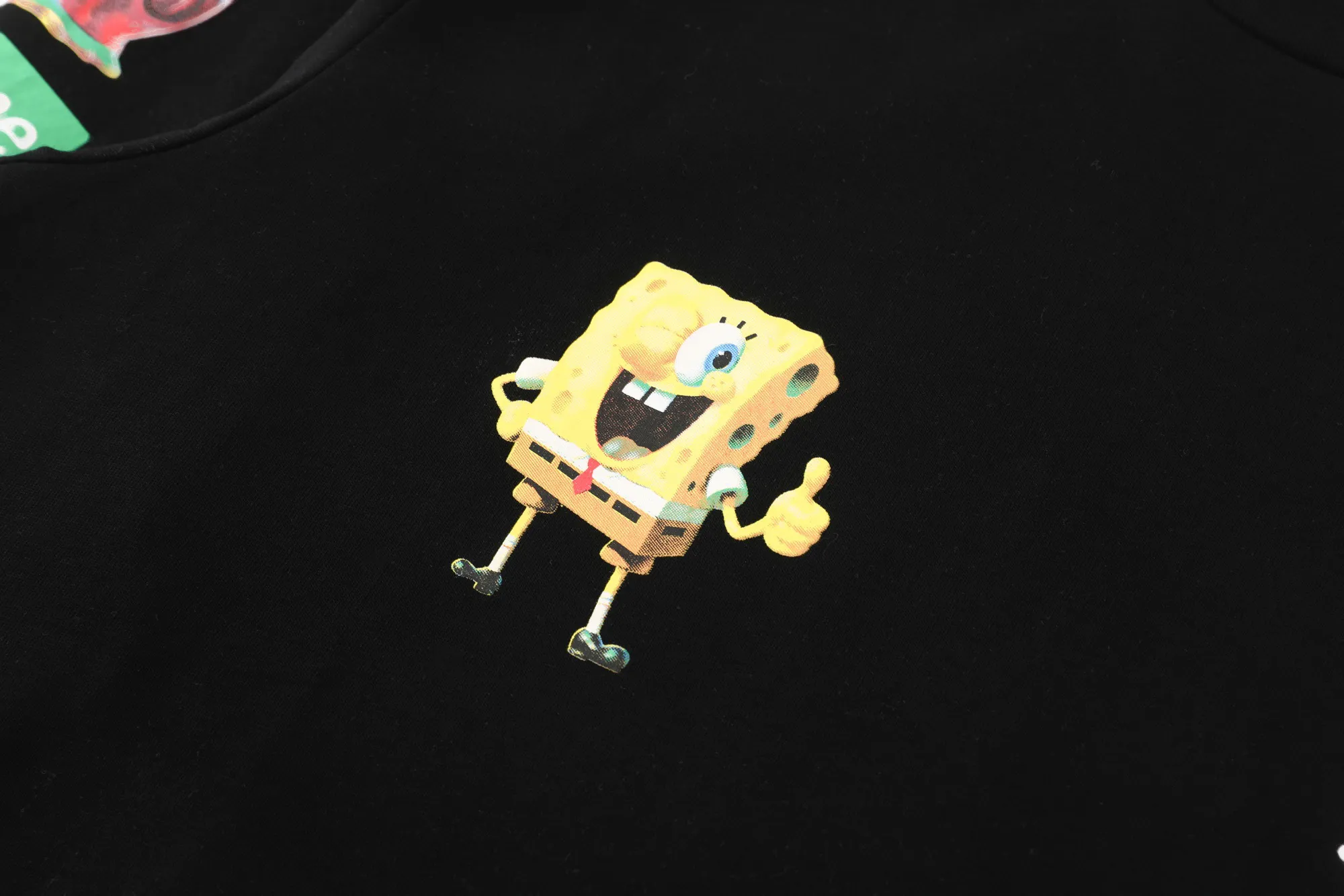 S626💰p270 Supreme x SPONGEBOB SQUAREPANTS Spongebob x CASTELLI joint model SS25 WEEK11 Racing L/S Tee SpongeBob SquarePants funny printed pattern round neck long-sleeved T-shirt Unisex 260g pure cotton material Super cute large print Very popular appearance Color: Black White Size: S M L XL (175 140 wear M) Length: 69 71 73 76 Bust: 114 118 122 126 Sleeve length: 62 63 64 65