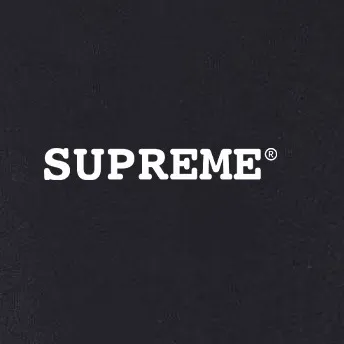 Style No. S2091 #terry P160💰 Velvet P170💰 Supreme SS24 WEEK1 letter printed hooded sweatshirt Made of 400g large terry 430g silver fox velvet (drop shoulder large version) fabric, soft texture and no pilling Imported environmentally friendly printing glue The pattern is bright and three-dimensional Quality 💥Same style for men and women The upper body is trendy Color: black white gray Size: S M L XL XXL