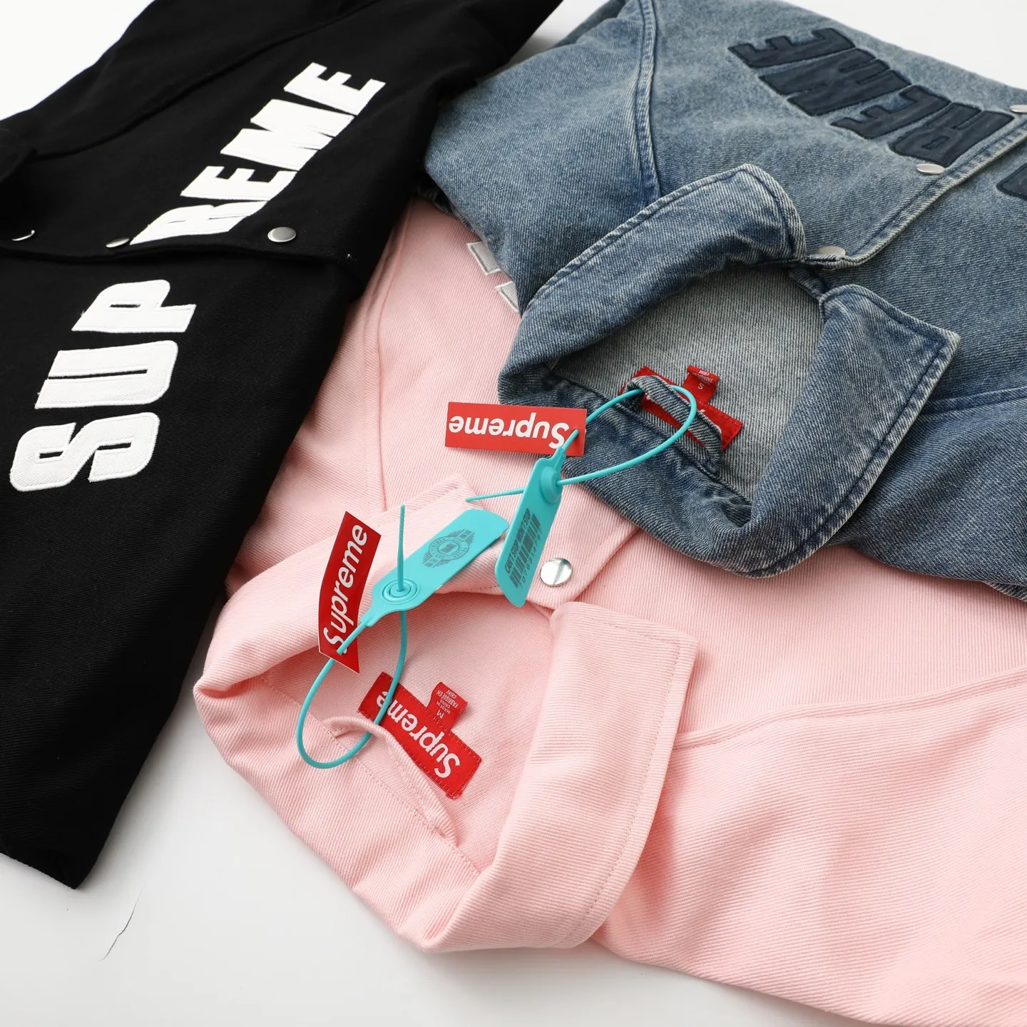 S632💰p400 Top version Supreme SS25 WEEK17 Arc Denim Coaches Jacket Logo American washed coach jacket Jacket Same style for men and women Original purchase All details are restored to the same Just close your eyes and enter Color: Black Denim Blue Pink Size: S M L XL (176 145 wear M loose)