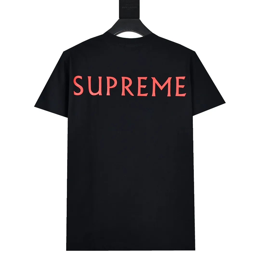 S430💰P150 Top version Supreme 25ss Damien Hirst artist co-branded Golden Horn Goat printed short-sleeved T-shirt. Refuse to look at pictures to make products. Refuse to compare wrong versions. Use cylinder seamless technology (original technology, there are no stitched bones on the side of the clothes, key points of identification) The fabrics are all custom-woven and dyed, 280g weight, 100% cotton, cylindrical fabric. Cylindrical fabric is a knitted fabric woven with a cylinder loom. The needles are distributed in a cylindrical shape on the fuselage. The gray fabric is a large cylinder, which needs to be opened and shaped before it can be used further. There are no slits on the side of the clothes, so there is no washing label on the side of ordinary short-sleeves. There is only one collar label behind the neck. The printing uses heat-setting ink printing imported from Belgium (different from conventional heat transfer printing on the market), also known as plastic ink, or self-adhesive ink. Its ingredients: mainly composed of polyvinyl chloride (PVC) and phthalates, including PVC, phthalates, and color fixing agents. , stabilizer, and thickener are mixed to form thermoset ink, which is not the digital direct printing marketed on the market. The printing texture of thermoset ink cannot be achieved by digital direct printing. The new triple collar label has a watermark anti-counterfeiting effect, real anti-counterfeiting layer, and has a high probability of passing the approved version. The original packaging picture has a high probability of passing Size：S-XL