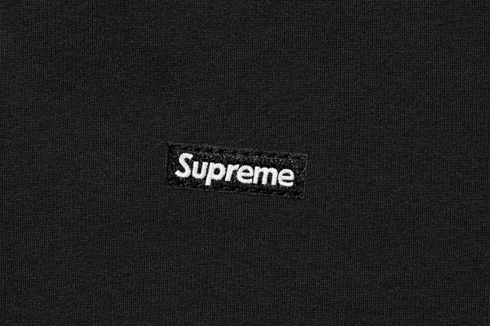 🅿️230 S301 top version Supreme T Shirt Long Sleeve Small Box Logo basic small label Logo long sleeve ZP test custom weaving and dyeing pure cotton 320g fabric embroidery using BEHRINGER BEKS-Y924 machine (one level higher than Tajima embroidery machine) embroidery thickness, saturation and size are consistent with ZP custom ZP co-branded main label/wash water label/hangtag/packaging bag (Equipped with thickened handbag) There is a high probability of passing the inspection version. If you put together the original packaging picture, there is a high chance that it will pass. Size: S-XL