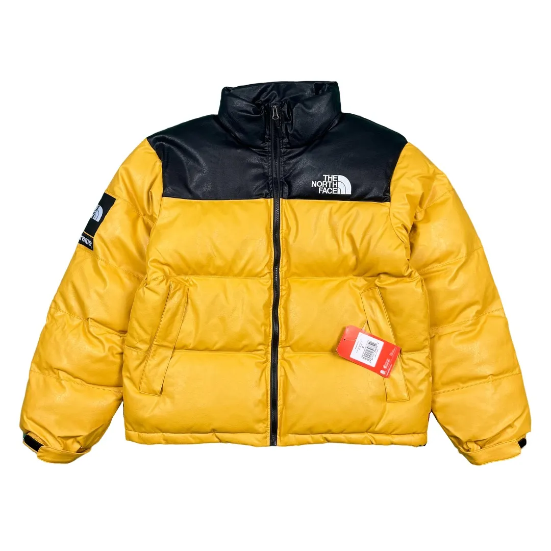MX21# Down Jacket 💰p630 Top version Exclusive correct leather Supreme x The North Face 17fw Leather Nuptse Jacket North Face Leather Down Jacket Original consistent leather texture 32 pieces of patchwork leather stitching throughout the body White duck down filling makes every piece of leather look very full but very light on the upper body Windproof and waterproof The upper body is full of texture and perfectly solves the problem of down jacket cleaning The sleeves have the same 5 sections as the original version, the hanging buttons are NEVER STOP EXPLORING webbing, top-quality Behringer embroidery, and the hardware accessories are No. 5 + No. 3 YKK zippers, which are consistent with the original version. Color: black/yellow Size: S~XXL