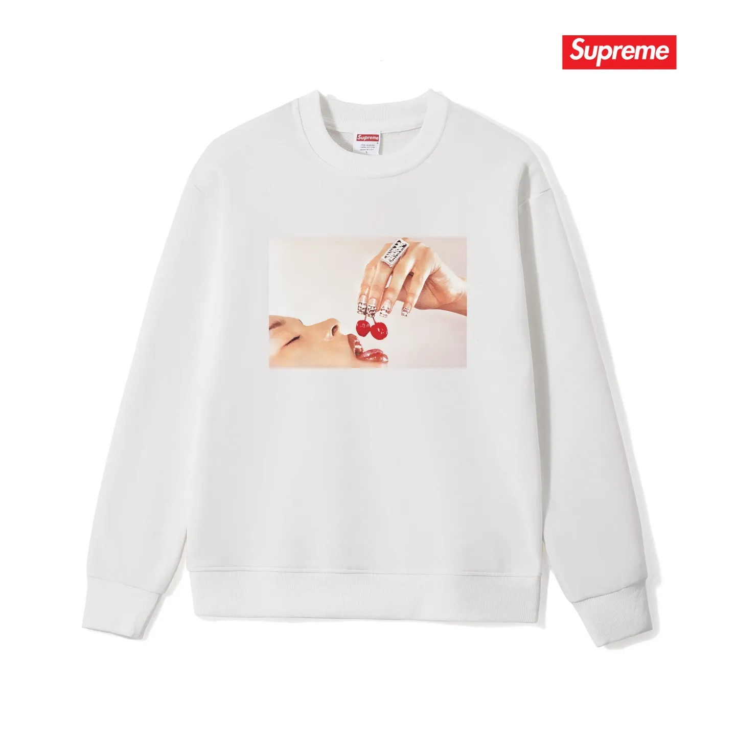 Style No. S1010 #terry p150💰 Velvet 160💰 Supreme SS19 Cupid Tee Navy angel print round neck sweatshirt Made of 400 grams of large terry (drop shoulder large version) fabric, soft texture and no pilling Imported environmentally friendly printing glue The pattern is bright and three-dimensional Quality 💥 Unisex style The upper body is trendy Color: black white gray Size: S M L XL XXL