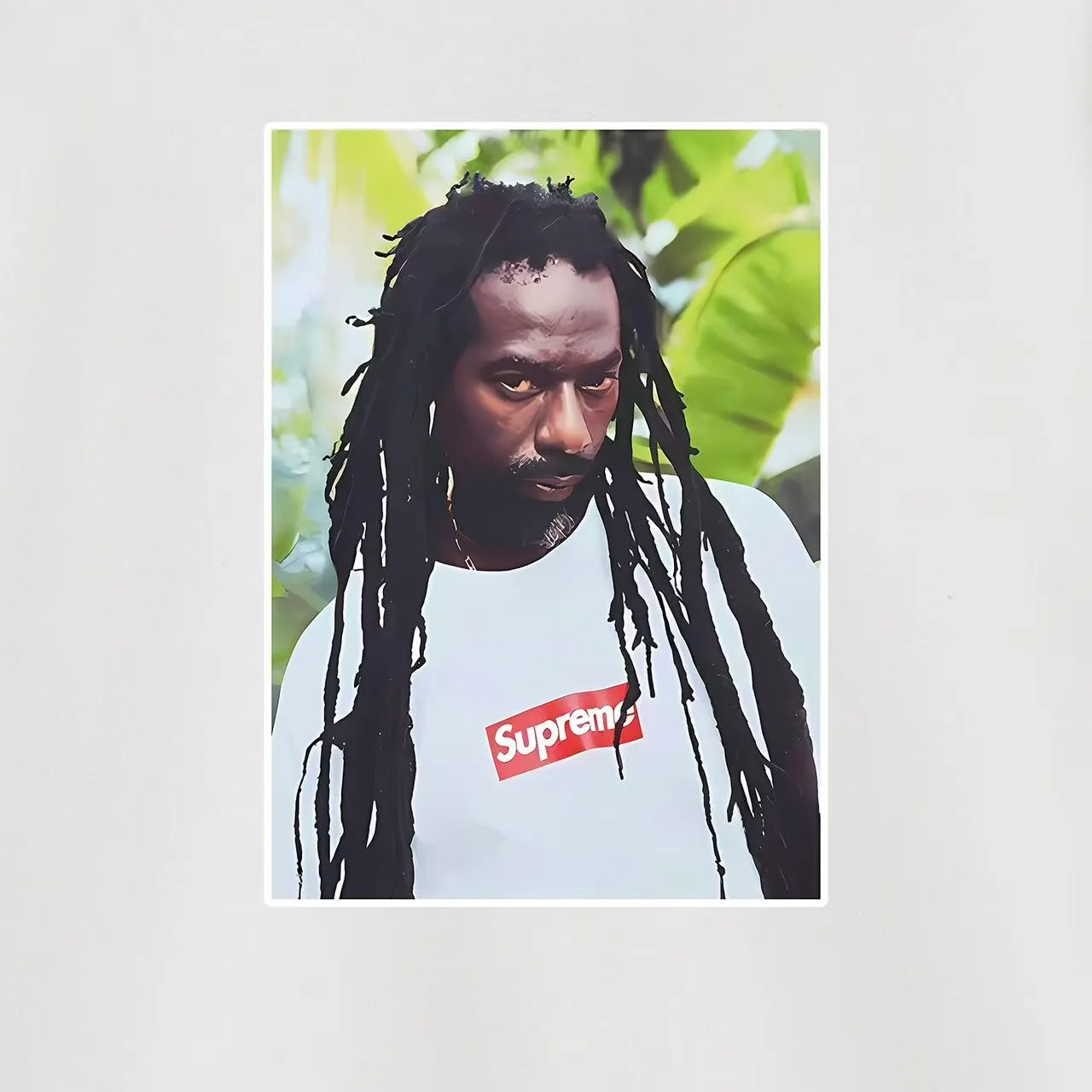Style No. S2035 #terry P160💰 Velvet P170💰 Supreme SS19 Buju Banton Tee Reggae character print hooded sweatshirt Made of 400g large terry 430g silver fox velvet (drop shoulder large version) fabric, soft texture and no pilling Imported environmentally friendly printing glue The pattern is bright and three-dimensional Quality 💥Same style for men and women The upper body is trendy Color: black white gray Size: S M L XL XXL