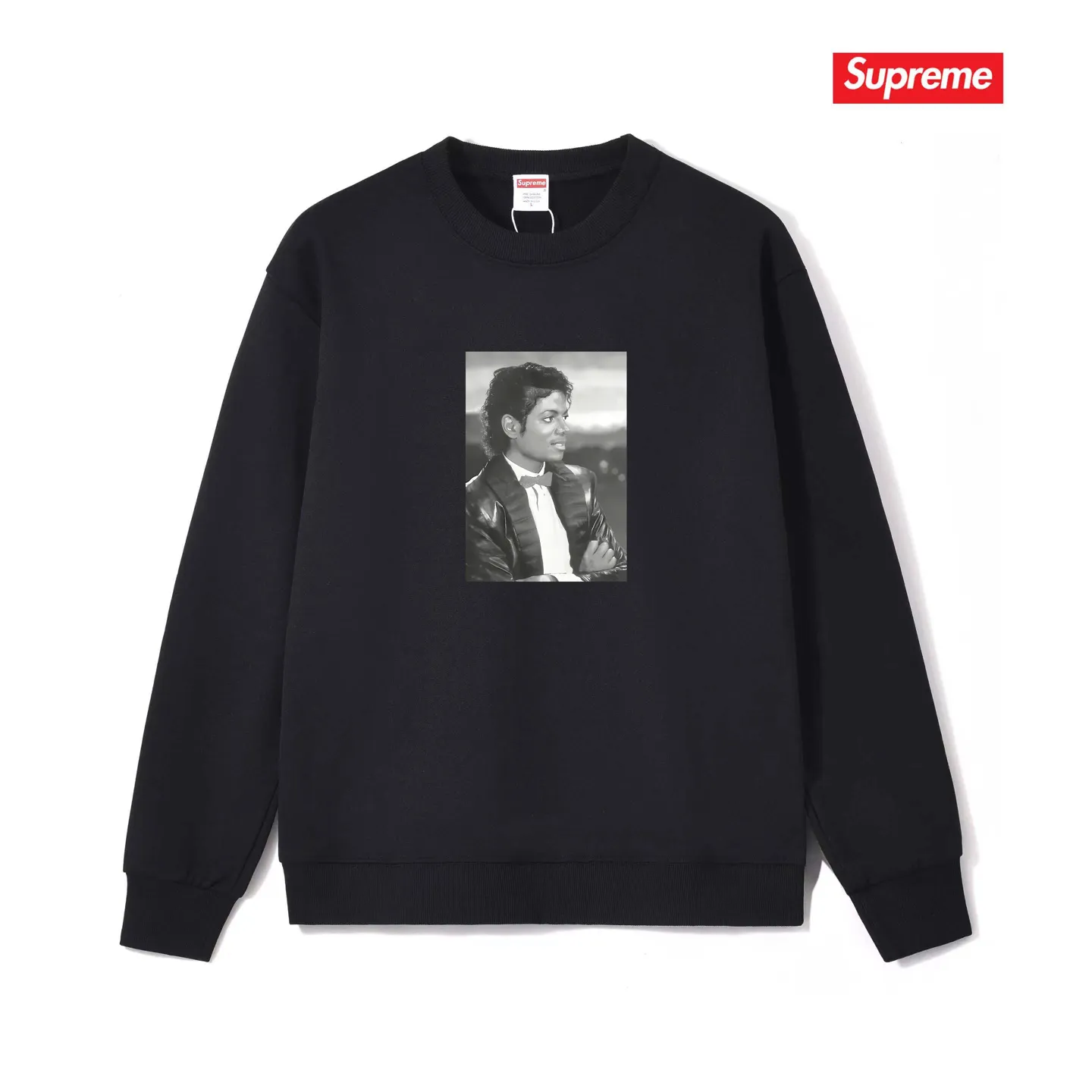 Style No. S1198 #terryp150💰 Velvet 160💰 SS17 Michael Jackson Tee Michael Jackson pattern round neck sweatshirt Made of 400g large terry (drop shoulder large version) fabric, soft texture and no pilling Imported environmentally friendly printing glue The pattern is bright and three-dimensional Quality 💥Same style for men and women The upper body is trendy Color: black white gray Size: S M L XL XXL