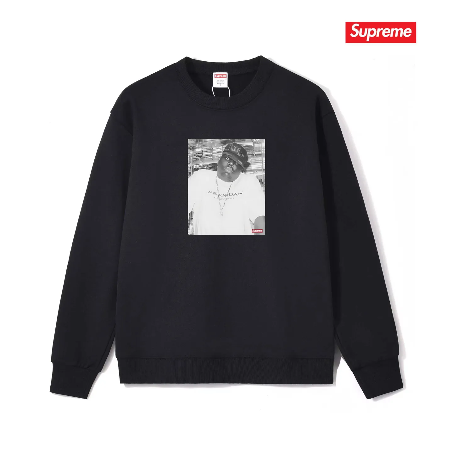 Style No. S1183 #terry p150💰 Velvet 160💰 Sup FW24 Casual, comfortable logo pattern on the chest, round neck sweatshirt Made of 400 grams of large terry (drop shoulder large version) fabric, soft texture and no pilling, imported environmentally friendly printing glue, bright and three-dimensional pattern, quality 💥Same style for men and women, the upper body is fashionable Color: black white gray Size: S M L XL XXL