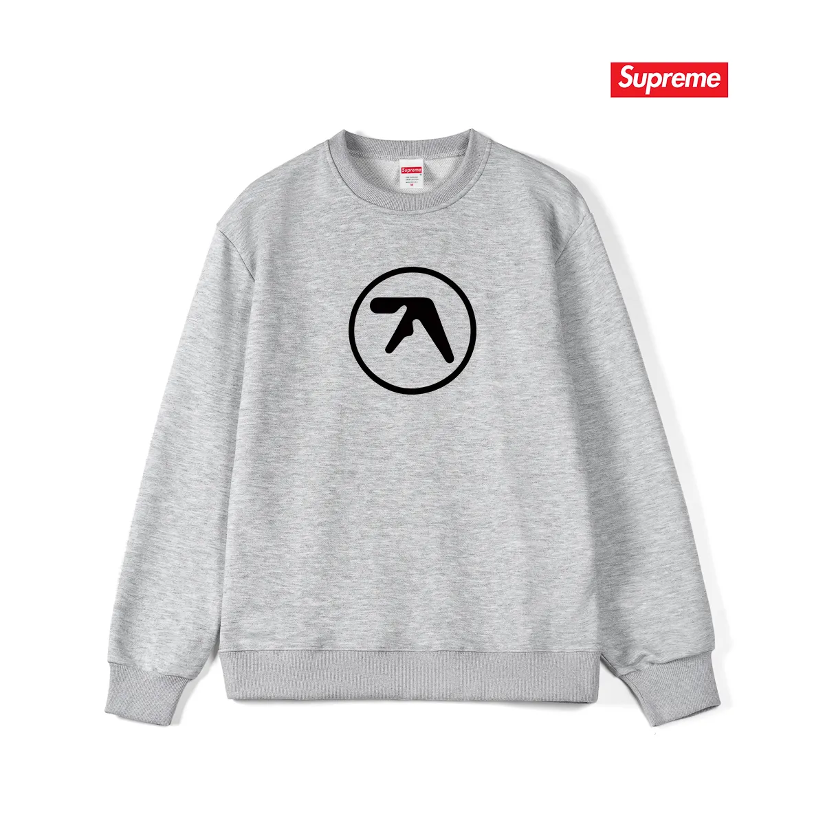 Style No. S1131 #terry p150💰 Velvet 160💰 Aphex Twin joint model SS25 WEEK2 Ambient Works Tee printed round neck sweatshirt Made of 400 grams of large terry (drop shoulder large version) fabric, soft texture and no pilling Imported environmentally friendly printing glue The pattern is bright and three-dimensional Quality 💥Same style for men and women The upper body is trendy Color: black white gray Size: S M L XL XXL
