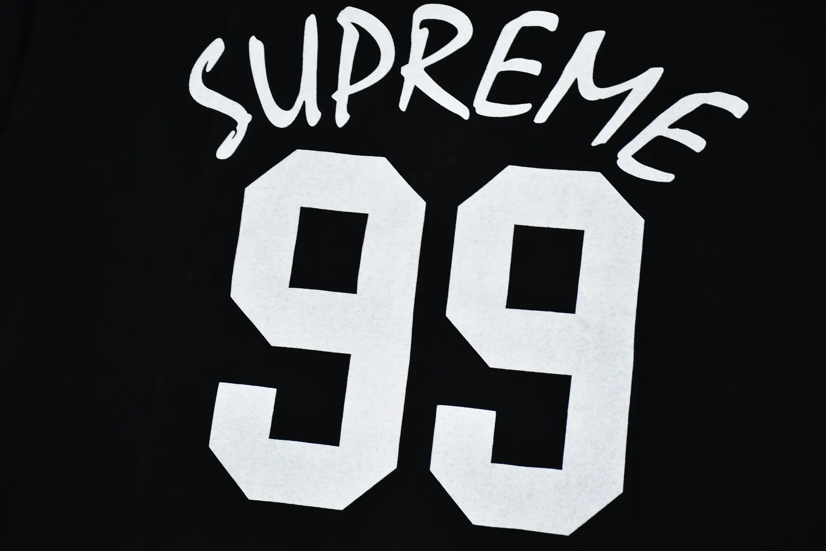 🅿️240 S261 top version Supreme 24ss 99 L/S FOOTBALL TOP 198 printed long sleeves ZP test custom-woven and dyed pure cotton 320g fabric Printing uses thermoset ink printing, also known as plastic ink, or self-adhesive ink. Its ingredients are: mainly composed of polyvinyl chloride (PVC) and phthalates. PVC and phthalates, color fixing agents, stabilizers, and thickeners are mixed to form thermoset ink. It is not the digital direct printing advertised on the market. The printing texture of thermoset ink is unachievable by digital direct printing. Customized ZP co-branding Main label/wash water label/tag/packaging bag (equipped with extra large thickened handbag) There is a probability of passing the inspection version, and the original packaging picture has a high probability of passing. Size: S-XL