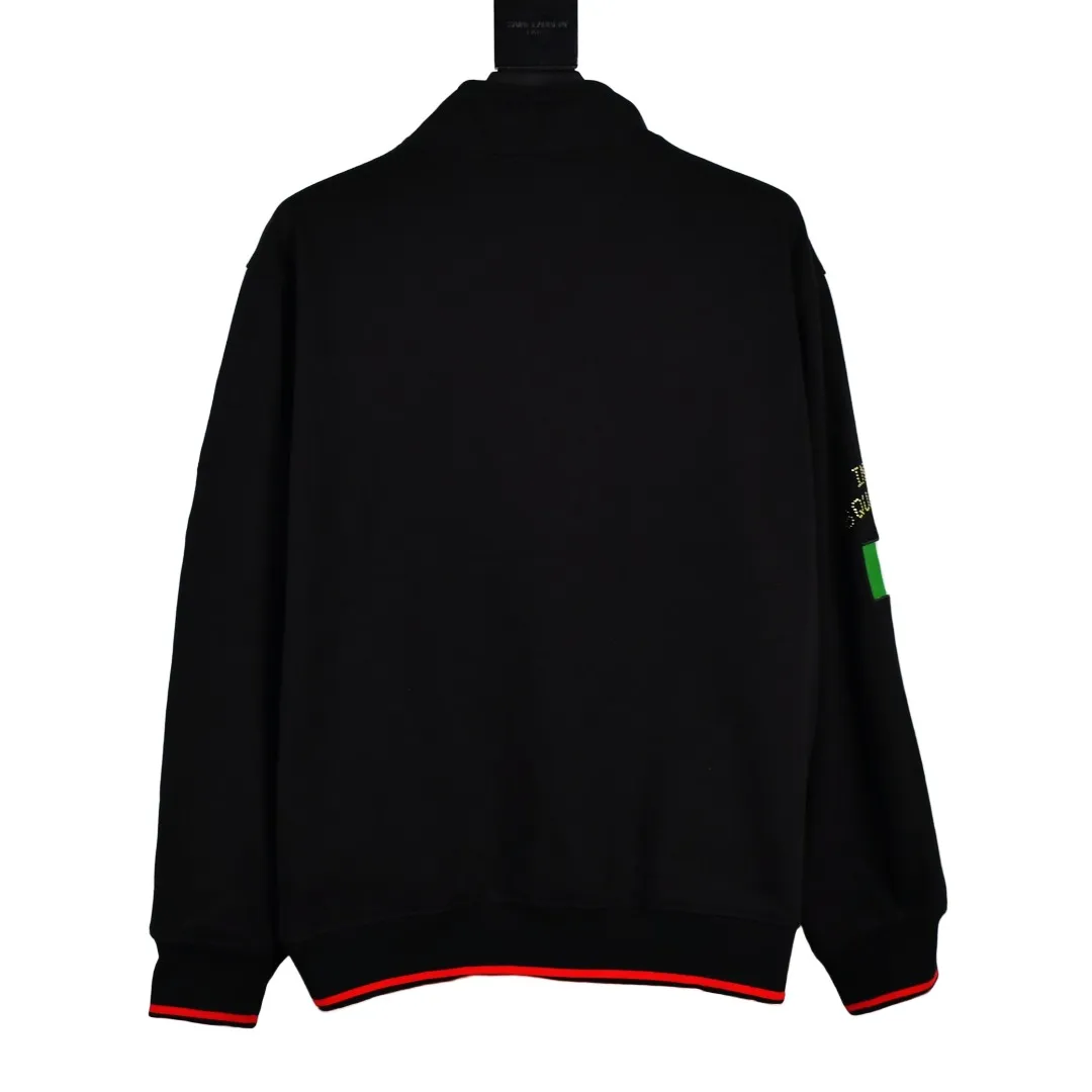 S500💰p410 Top version Supreme 22FW Milano Half Zip Pullover AC Milan limited half zipper pullover sweatshirt. For those of us who focus on top Supreme, this sweatshirt is naturally available at our fingertips. ZP purchase and pattern making operation 1. Fabric: According to ZP testing, custom-woven and dyed, pure cotton 460G fleece main fabric 2. Technology: extra custom-dyed machine patch, large area embroidered letters on the front Imported Behringer embroidery machine operation, exquisite and perfect presentation 3. Hem and cuffs: Customized color-blocking threads use 520G non-elastic threads (low-end products use elastic threads to cause the hem and cuffs to appear wavy) 4. Customized ZP YKK zipper/main label/wash label/tag/packing bag (equipped with extra-large thickened handbag) Size: S~XL