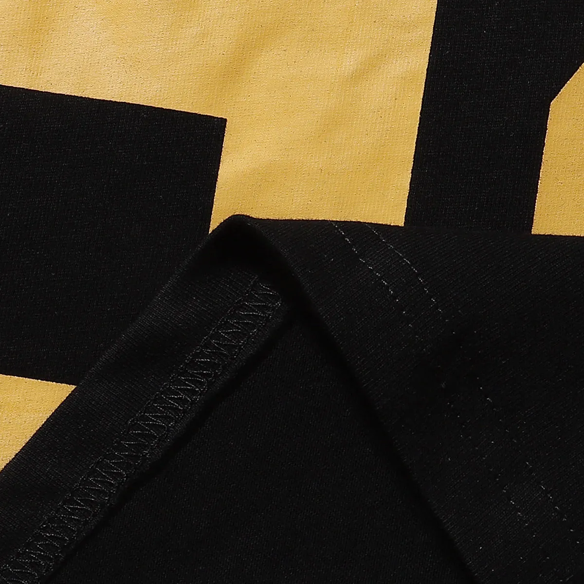 P170 Supreme SS25 WEEK8 Split S/S Football Top patchwork pattern ribbed round neck short-sleeved American fashion football jersey, same style for men and women, black smlxl size shoulder width chest length S 46 52 68 M 47 54 70 L 48 56 72 XL 49 58 74