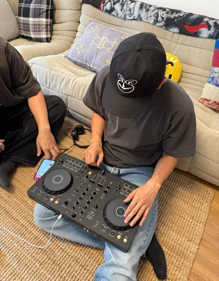🅿️126 N037 Sup Aphex Twin 6-Panel joint album cover embroidered 6-panel baseball cap black royal blue