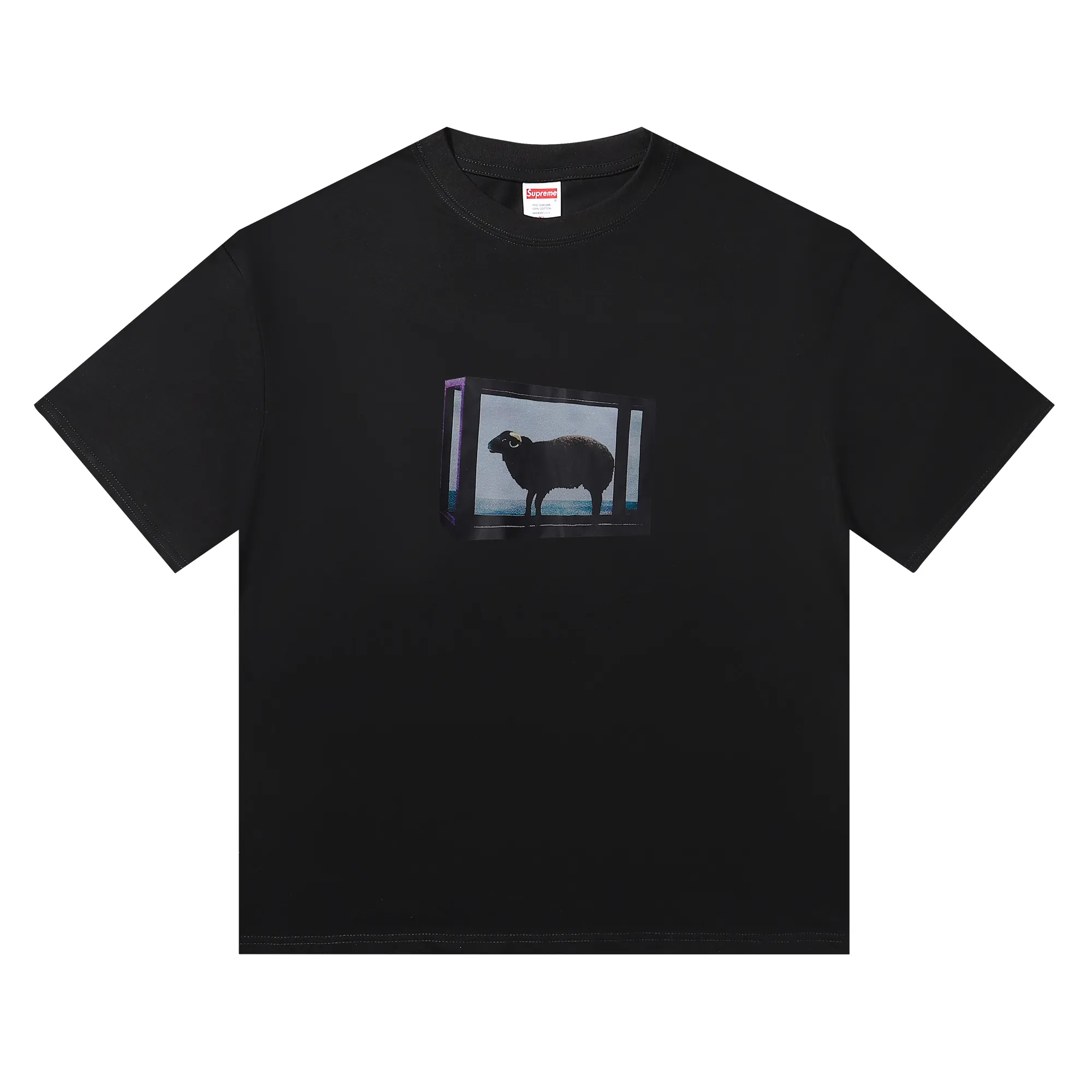 P136 Supreme black goat short sleeve black white size shoulder width chest length S 52 56 70 M 54 58 72 L 56 60 74 XL 58 62 76