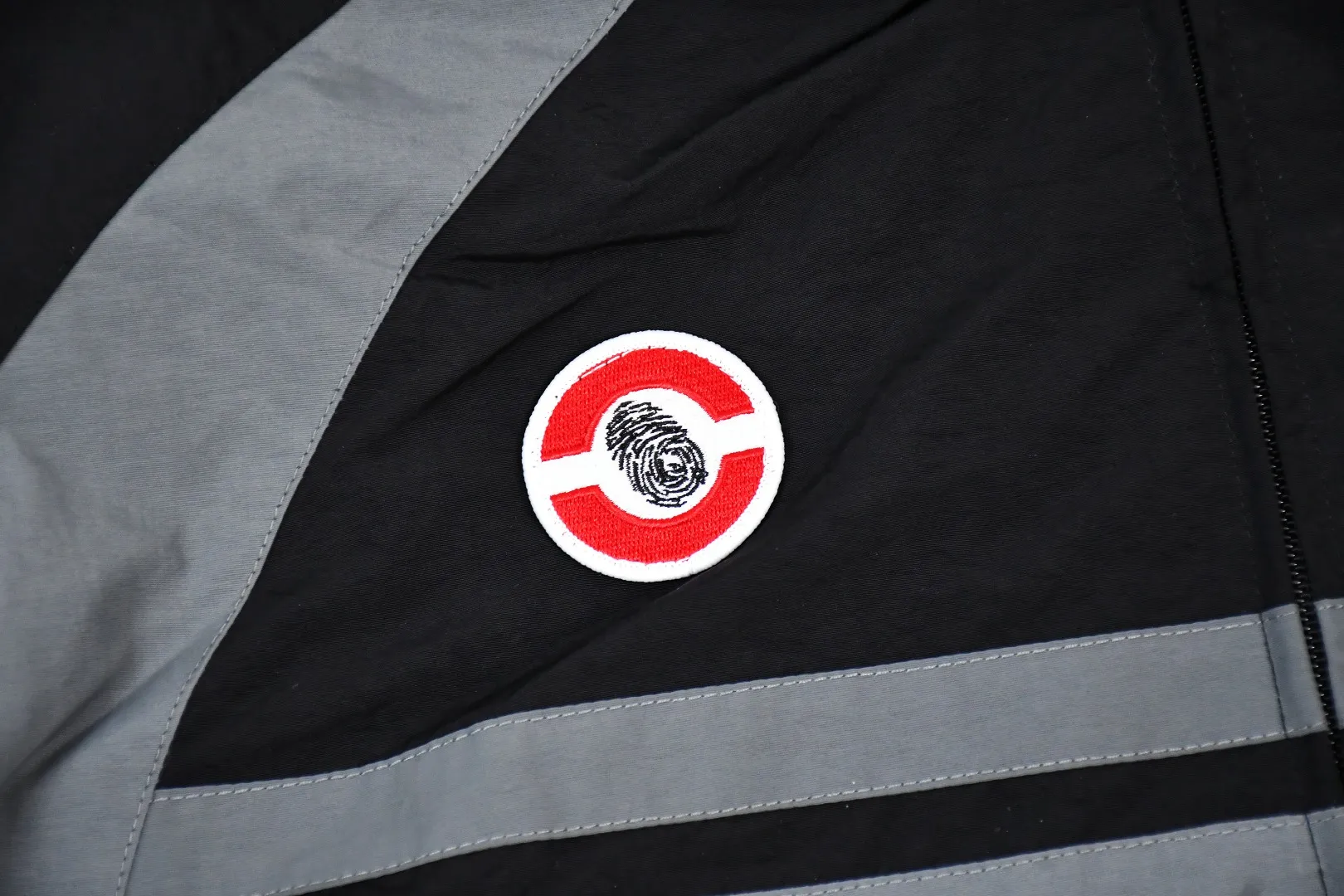🅿️640 S251 Supreme 24ss Ducati Ducati co-branded Track Jacket racing uniform school uniform jacket - Color: Black White - Size: S M L XL Customized full set of accessories/YKK metal zipper/Customized hardware/Three standards