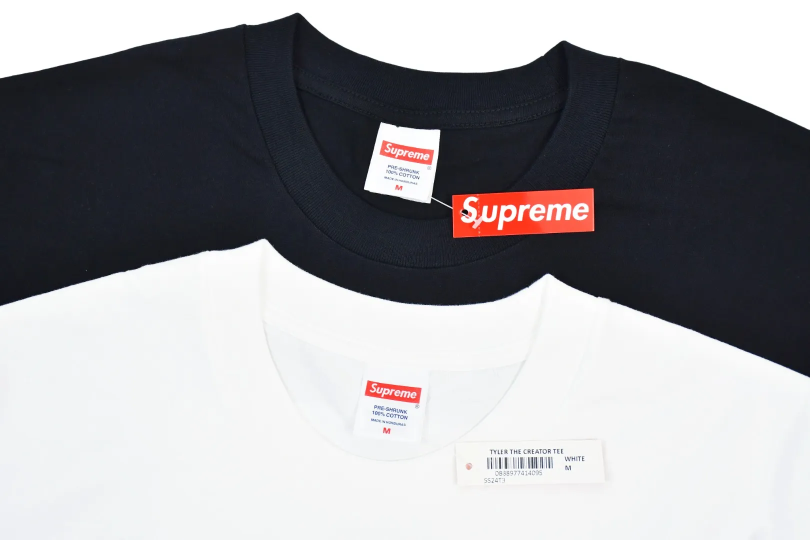 🅿️130 S182 top version Supreme FW24 actress TERA PATRICK character printed short-sleeved T-shirt. Refuse to look at pictures to make products. Refuse to compare with wrong versions. Use cylinder seamless technology (original technology, there are no stitched bones on the side of the clothes, key points of identification) The fabrics are all custom-woven and dyed, 280g weight, 100% cotton, cylindrical fabric. Cylindrical fabric is a knitted fabric woven with a cylinder loom. The needles are distributed in a cylindrical shape on the fuselage. The gray fabric is a large cylinder, which needs to be opened and shaped before it can be used further. There are no slits on the side of the clothes, so there is no washing label on the side of ordinary short-sleeves. There is only one collar label behind the neck. The printing uses thermosetting ink printing imported from Belgium (different from conventional thermal transfer printing), also known as plastic ink, or self-adhesive ink. Its ingredients are: mainly composed of polyvinyl chloride (PVC) and phthalates, including PVC and phthalates, fixing agents, Stabilizers and thickeners are mixed to form thermosetting ink, which is not the digital direct printing advertised on the market. The printing texture of thermosetting ink is unachievable by digital direct printing. The new triple collar label has a watermark anti-counterfeiting effect, a real anti-counterfeiting layer, a version with a high probability of passing the inspection, and the original packaging picture has a high probability of passing the test. Size：S-XL