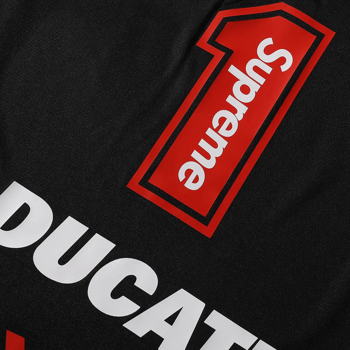 P170 Supreme Ducati Soccer Jersey Ducati joint jersey short-sleeved Size S M L XL Length 71-73-75-77 Bust 56-58-60-62