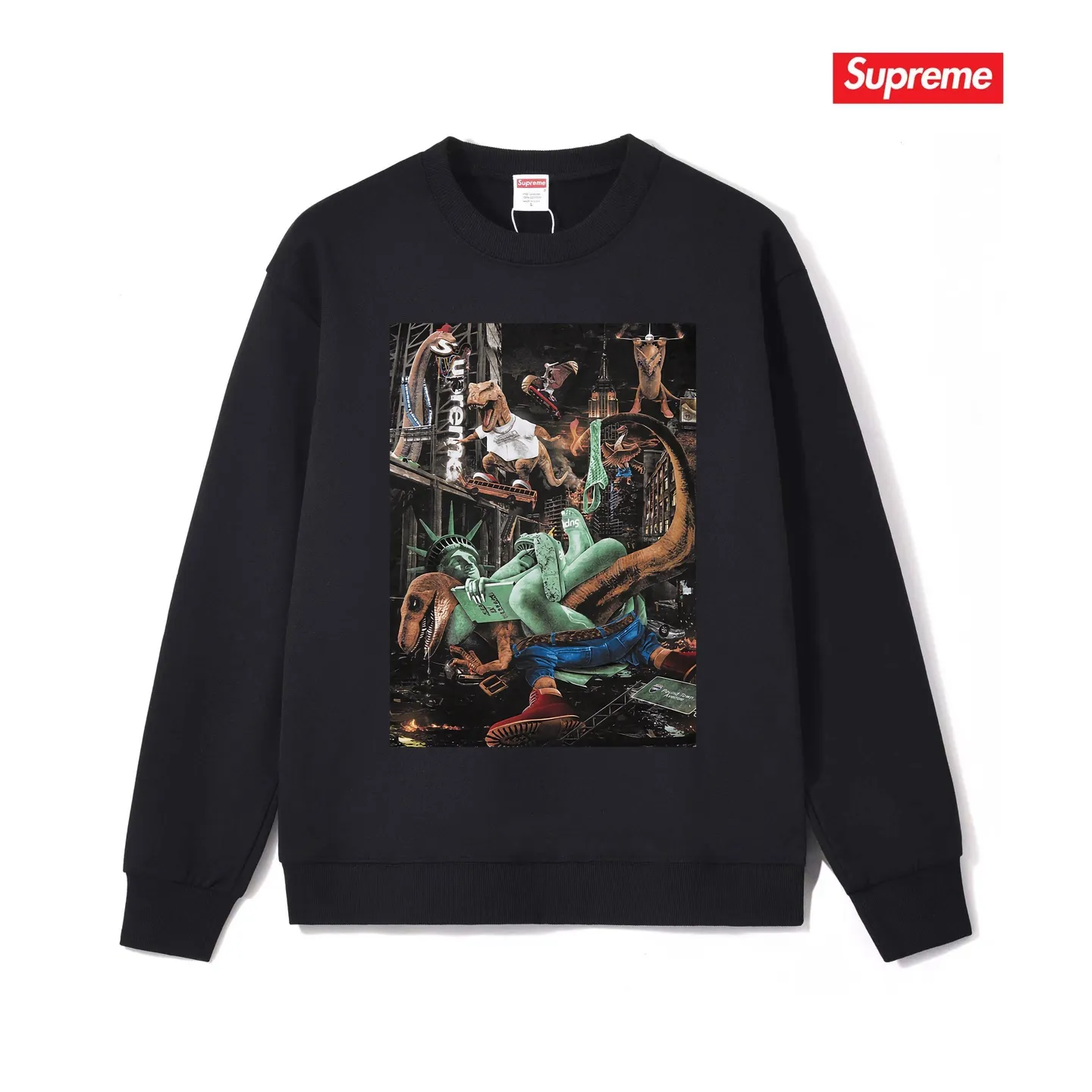 Style No. S1125 #terry p150💰 Velvet 160💰 Supreme 23SS T-REX TEE Tyrannosaurus City Battle Statue of Liberty Round Neck Sweater Made of 400 grams of large terry (drop shoulder large version) fabric, soft texture and no pilling Imported environmentally friendly printing glue The pattern is bright and three-dimensional Quality 💥Same style for men and women The upper body is fashionable Color: Black White Gray Size: S M L XL XXL