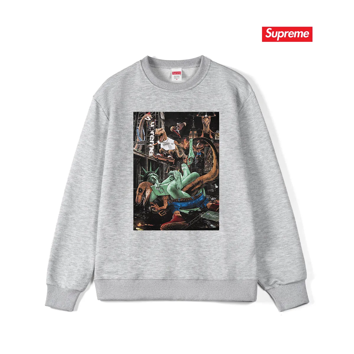 Style No. S1125 #terry p150💰 Velvet 160💰 Supreme 23SS T-REX TEE Tyrannosaurus City Battle Statue of Liberty Round Neck Sweater Made of 400 grams of large terry (drop shoulder large version) fabric, soft texture and no pilling Imported environmentally friendly printing glue The pattern is bright and three-dimensional Quality 💥Same style for men and women The upper body is fashionable Color: Black White Gray Size: S M L XL XXL