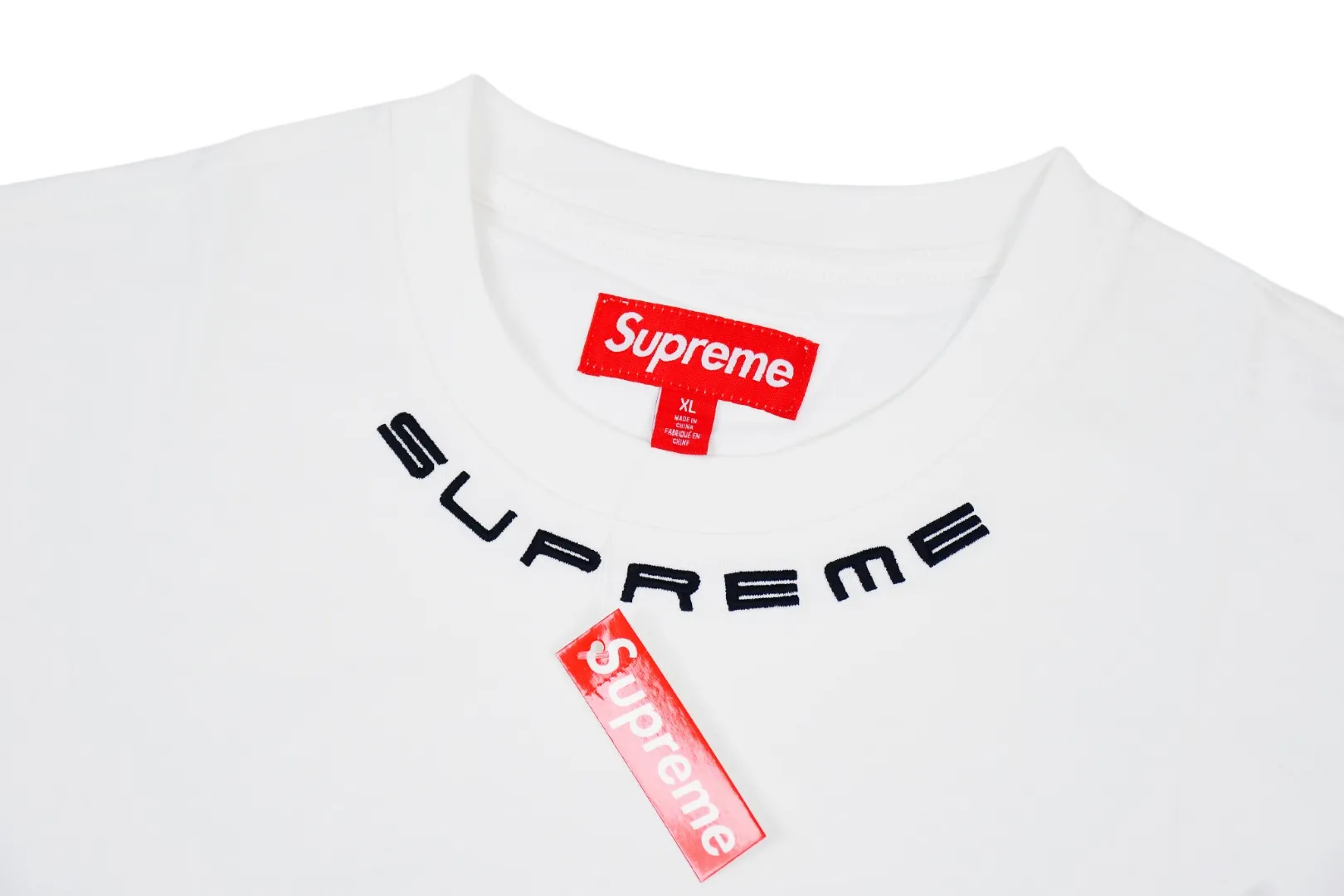 🅿️166 S277 Supreme 23fw COLLAR LOGO L/S TOP Embroidery Long-sleeved T-shirt ZP test Custom weaving and dyeing Pure cotton 320g Fabric Embroidery is done by BEHRINGER BEKS-Y924 machine (one level higher than Tajima embroidery machine) Embroidery thickness, saturation and size are consistent with ZP Customized ZP co-branding Main label/wash water label/hangtag/packaging bag The version with a high probability of passing the test will pass the original packaging picture. Size: S-XL