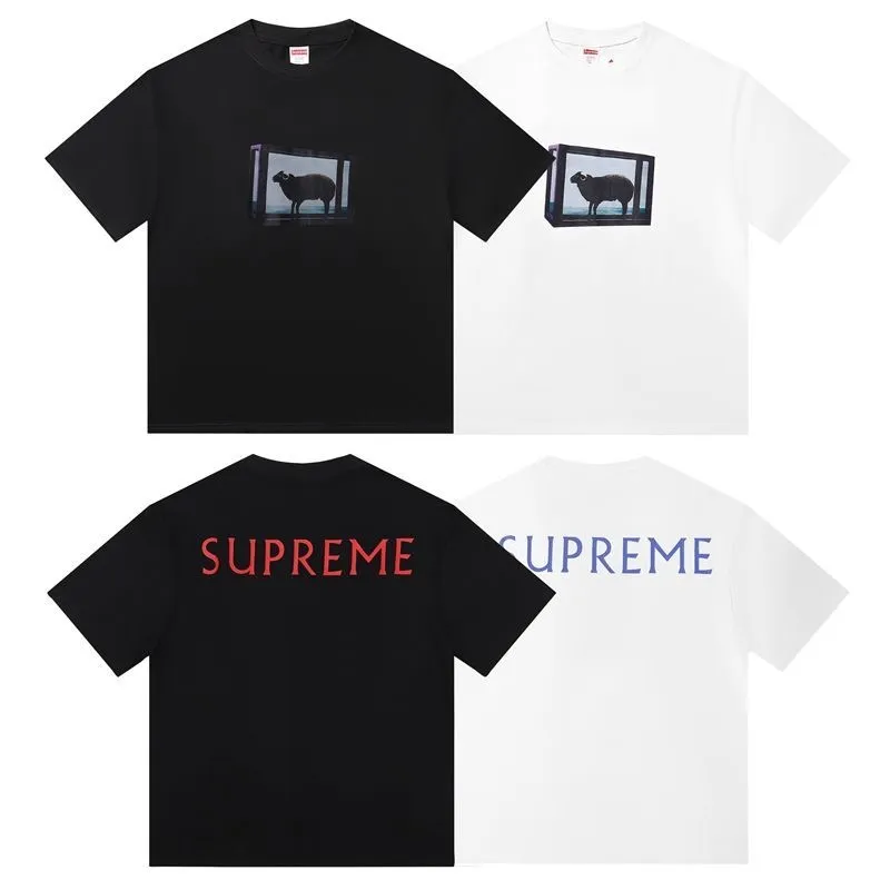 S143 P110💰 SUPREME retro niche trendy brand sheep print casual high street American style foreign trade pure cotton round neck short sleeves for men and women loose fit using 260g combed cotton double yarn from fabrics to accessories All three standards are complete and follow ZP Imported Matsui company slurry printing will never crack The whole piece adopts three-needle five-thread technology (collar-shoulder seam-sleeve seam double line, looks more three-dimensional and textured) consistent with the original version, classic version Feel free to compare zp. The whole piece adopts three-needle five-thread craftsmanship. The neckline-shoulder seam-sleeve seam is double-threaded, which looks more three-dimensional and textured.) It has the same craftsmanship as the original original, classic version. Color: Black White Size: S M L XL XXL