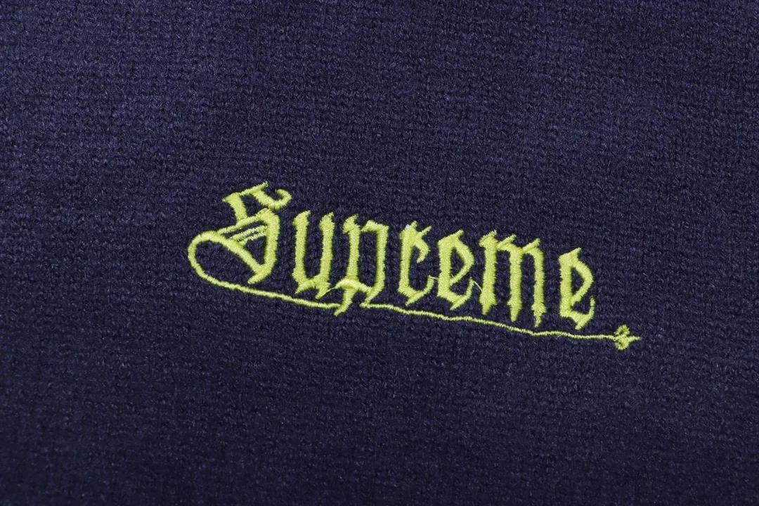 P300 Supreme new embroidered letter logo round neck wool knitted sweater Color: White Black Blue Pink Size: S M L XL XXL