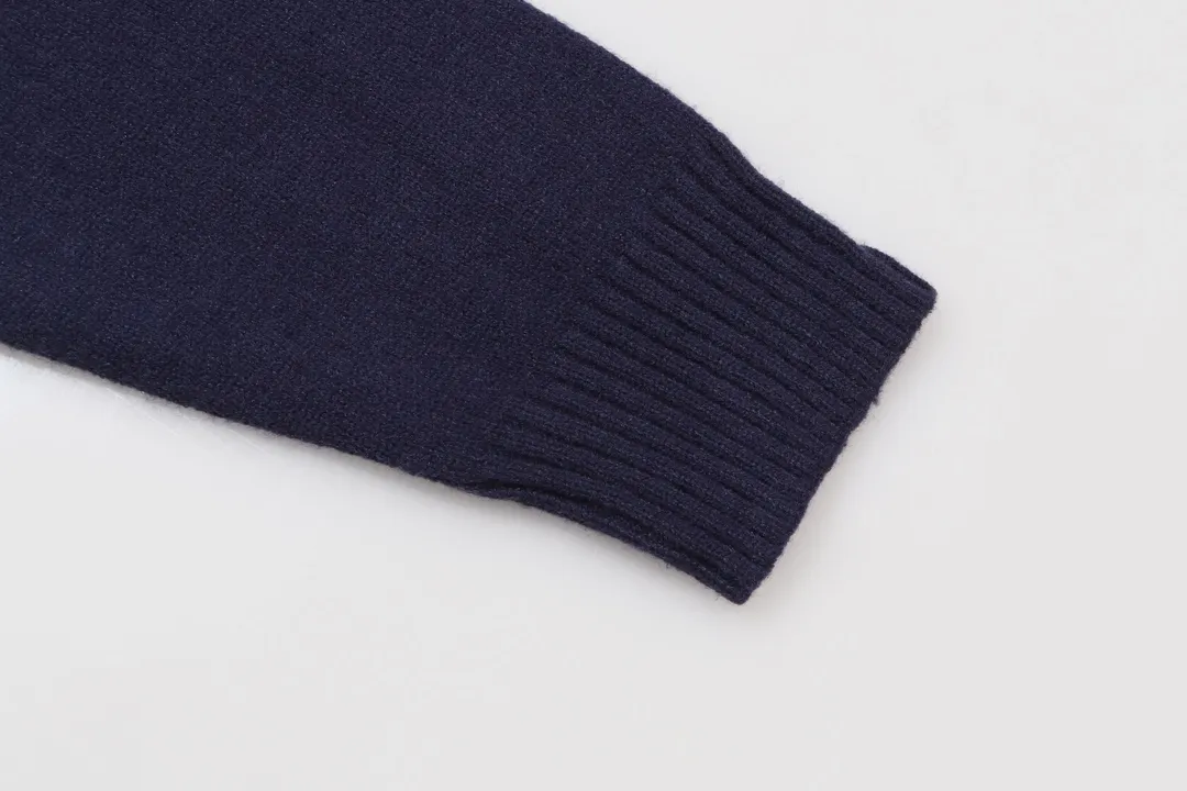 P300 Supreme new embroidered letter logo round neck wool knitted sweater Color: White Black Blue Pink Size: S M L XL XXL